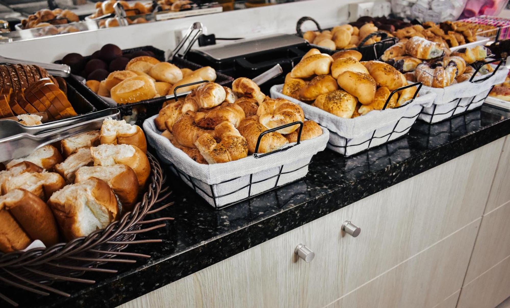 קוריטיבה Barigui Park Hotel מראה חיצוני תמונה